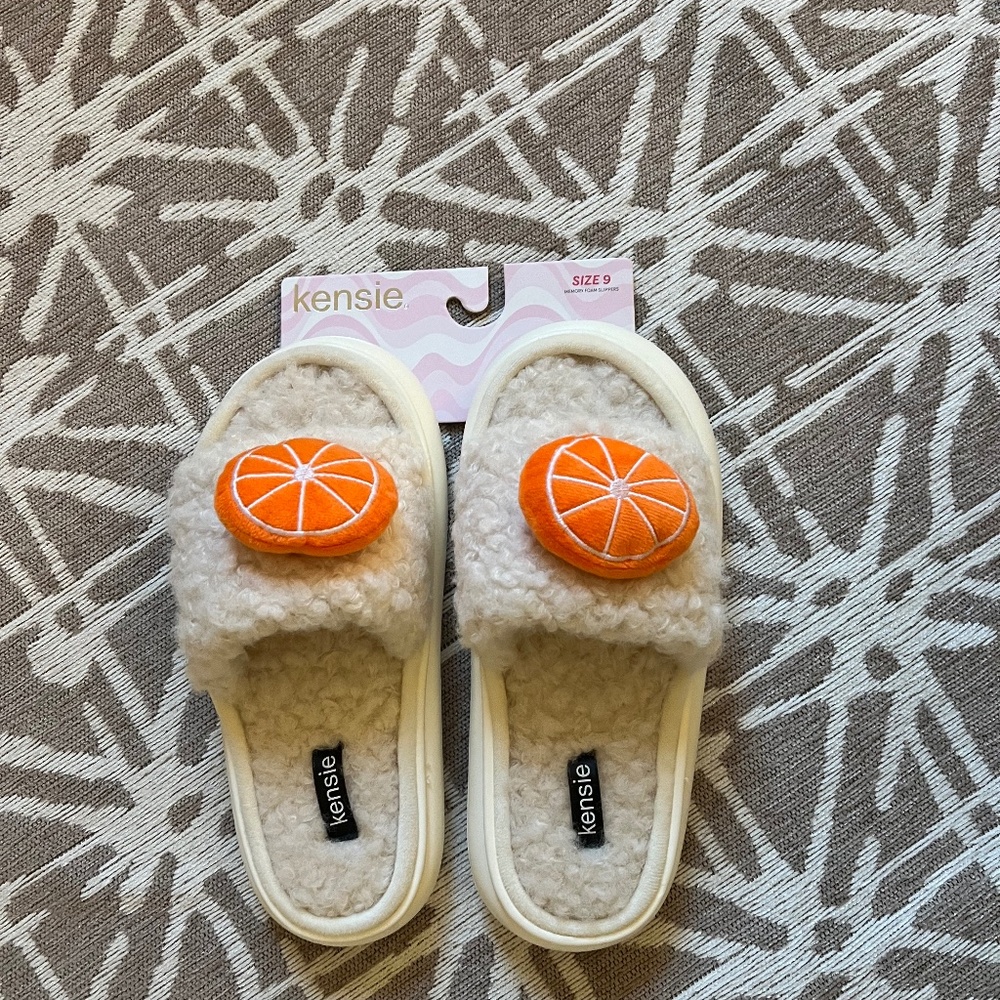 Kensie slippers